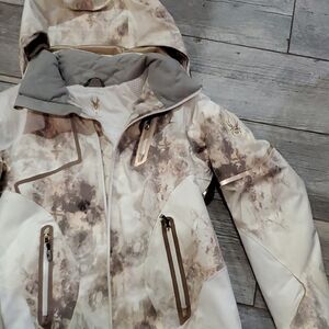 Spyder Women's Snow Jacket in Cream and Gray